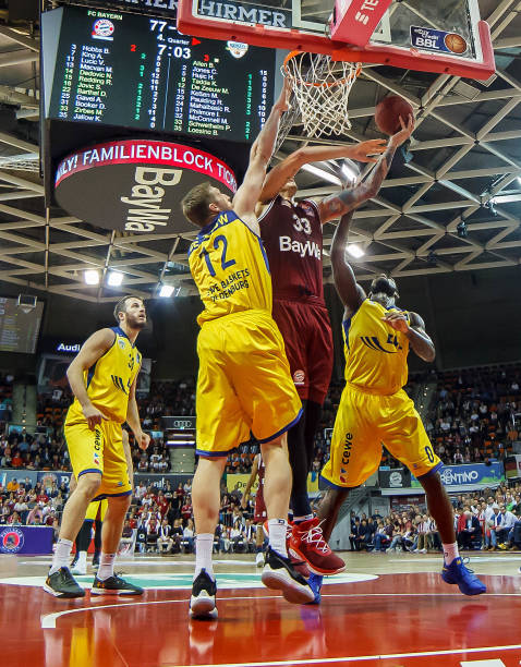 从限制新加 从限制新加