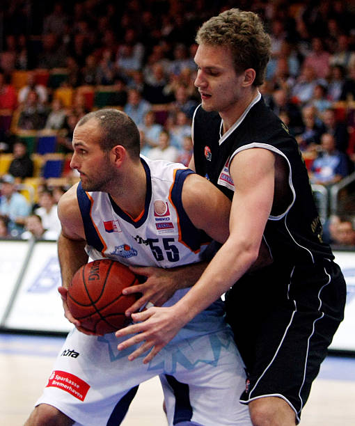 中锋格外关 中锋格外关